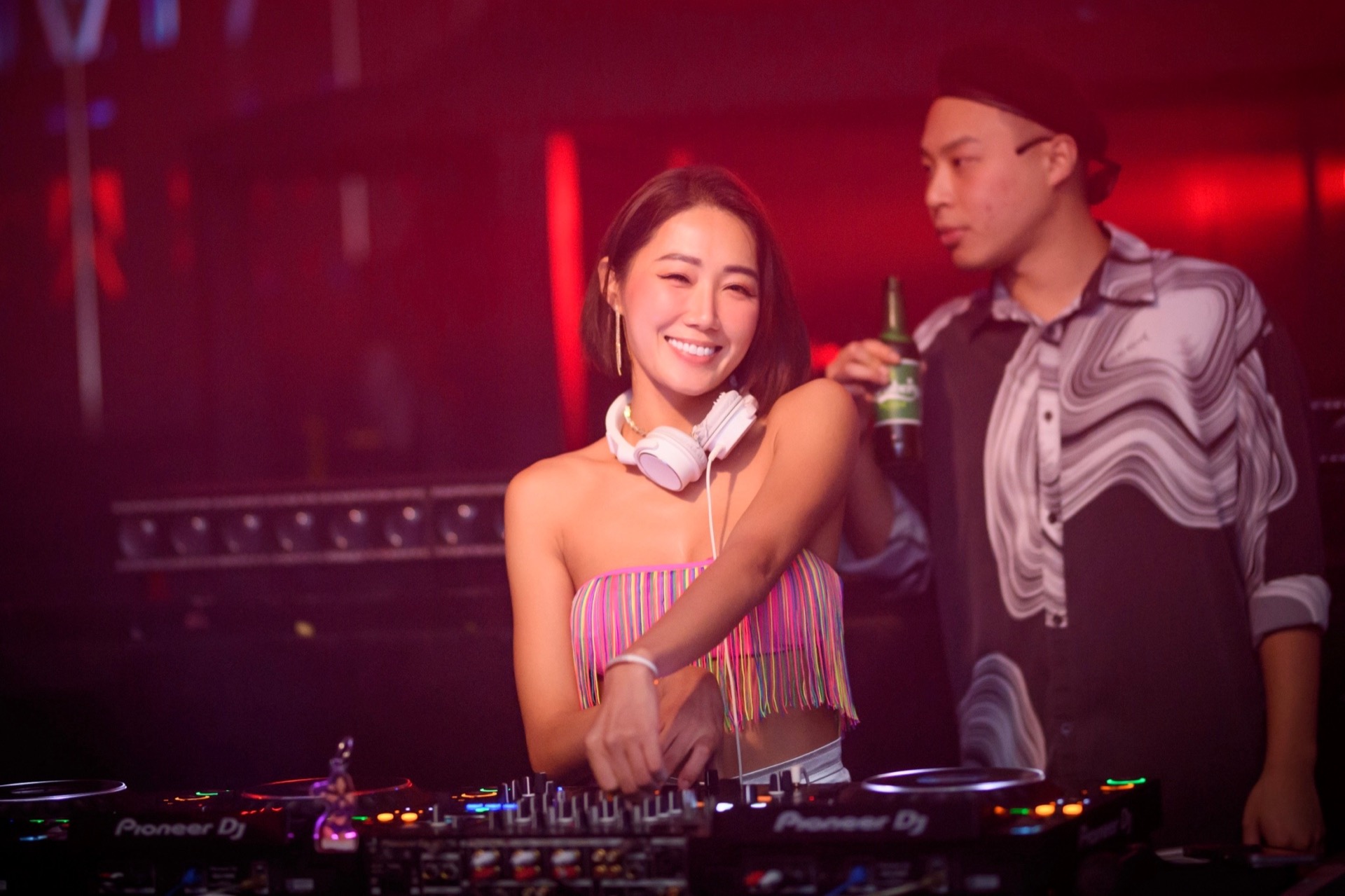 DJ 泡泡暖場表演